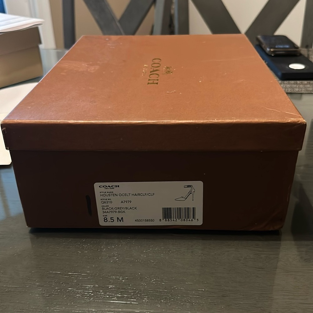 Coach Houston Ocelt Hairclf, Size 8.5